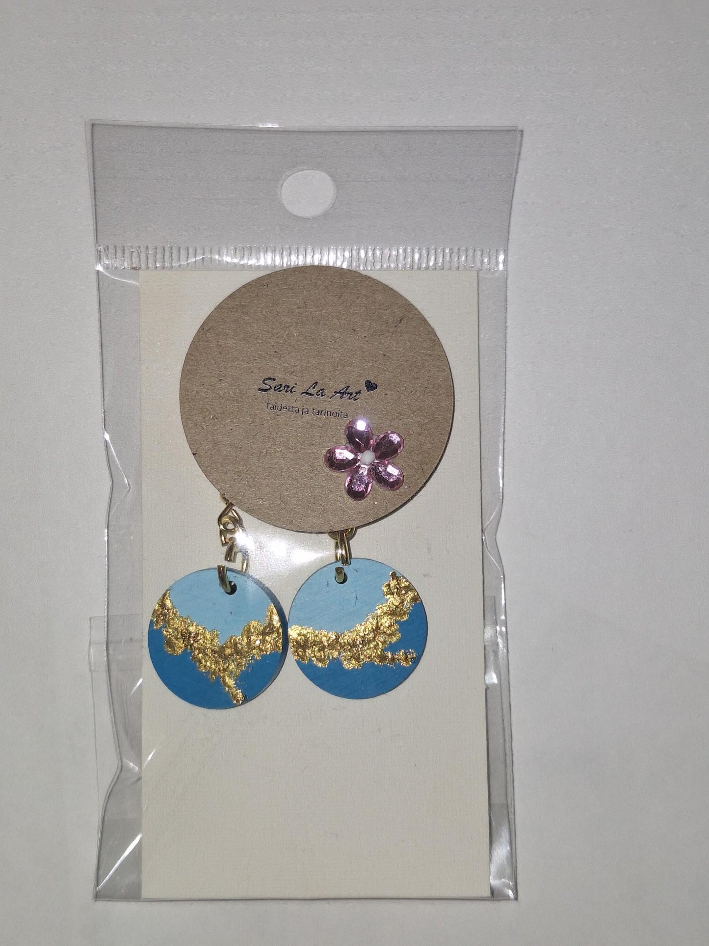 Jenni-malliston puiset korvakorut