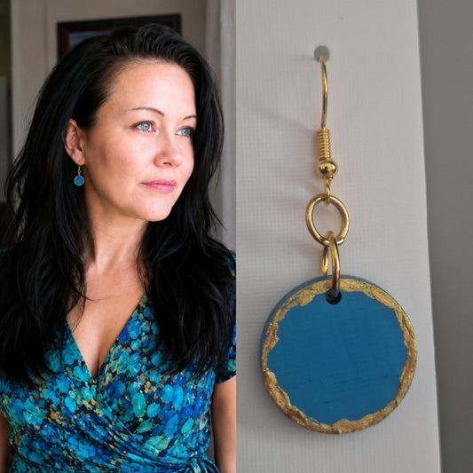 Wooden earrings from the Emilia collection