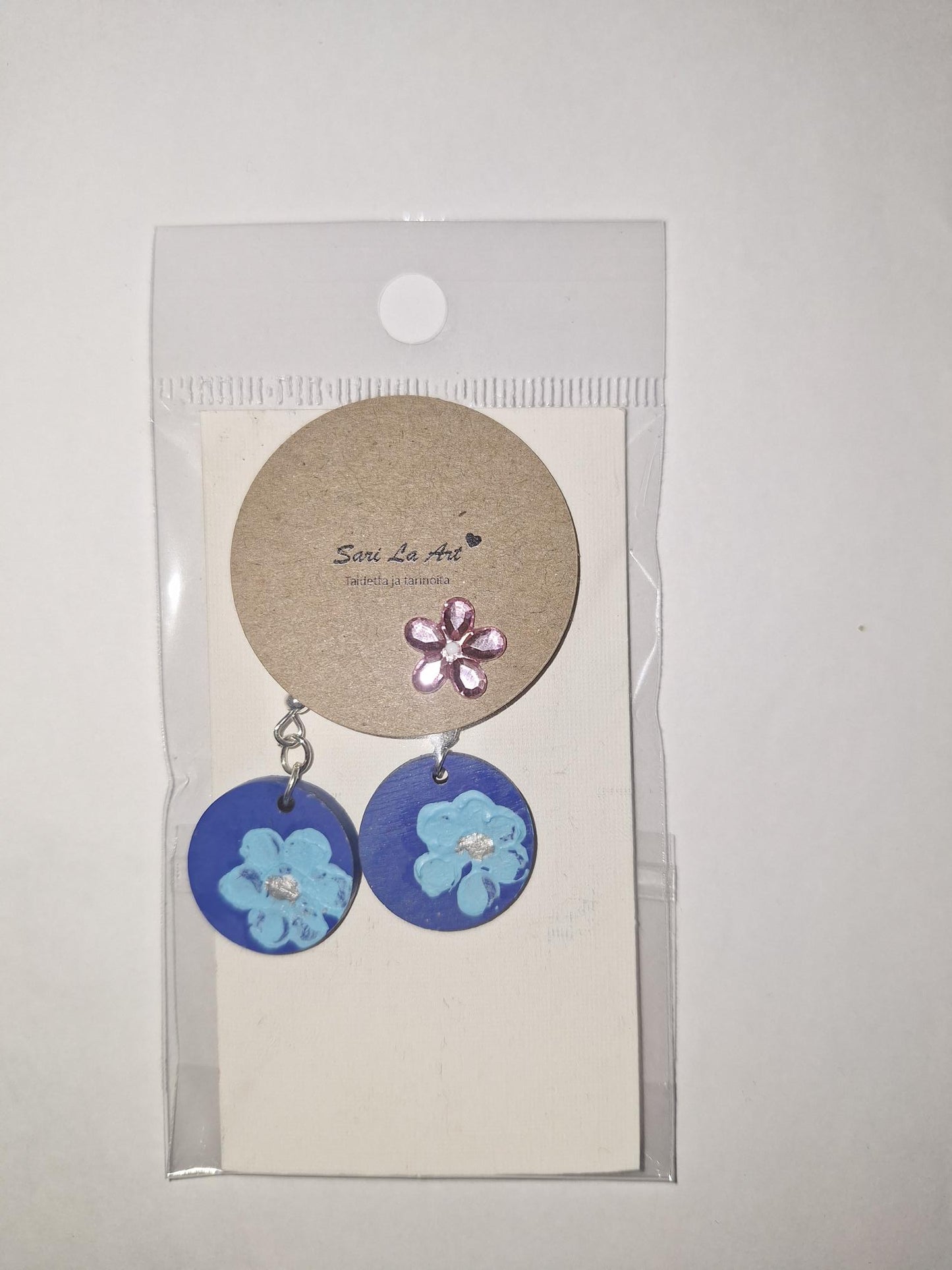 Suvi-malliston puiset korvakorut