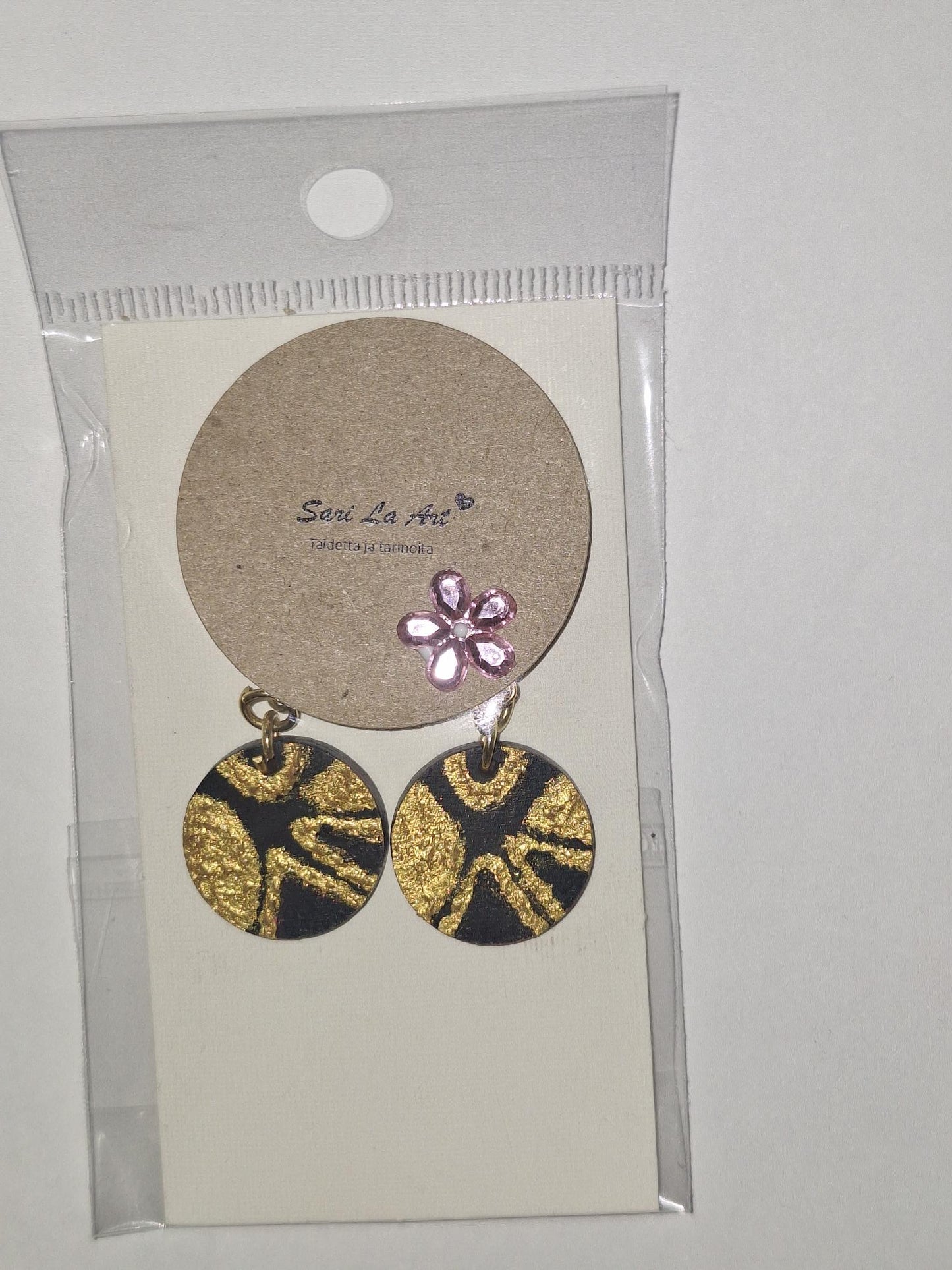 Maureen-malliston puiset korvakorut