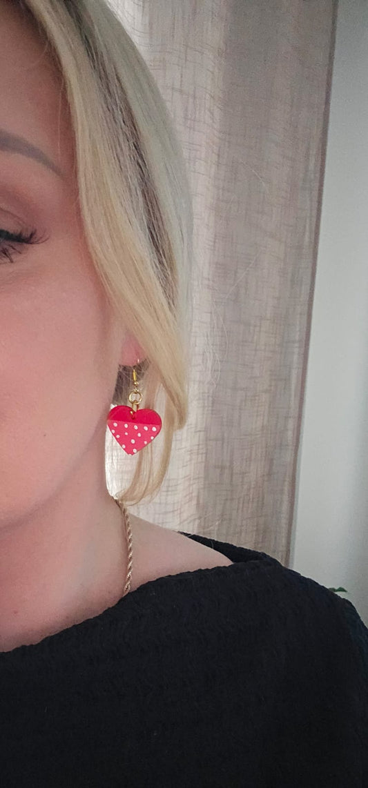 Mari-sydänkorvakorut